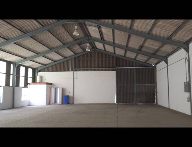 460M² FACTORY TO LET IN BELLVILLE CENTRAL
